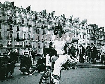 Street Performer